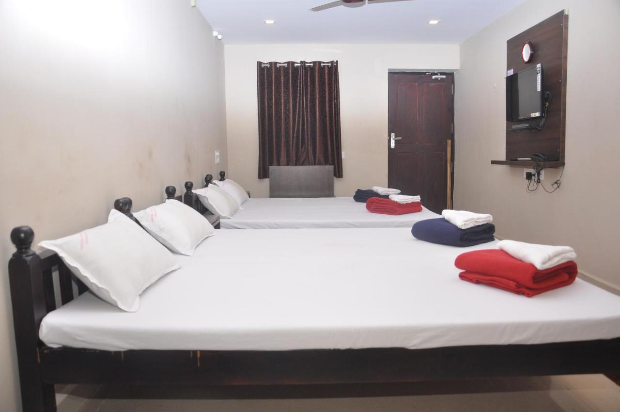 Hotel Temple City Papanasam Exteriér fotografie
