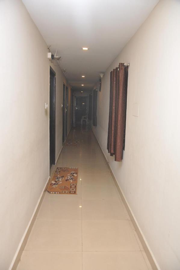 Hotel Temple City Papanasam Exteriér fotografie